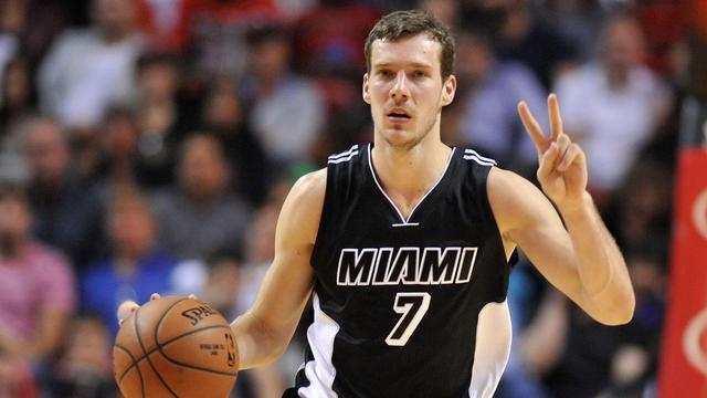 赖高空球和 赖高空球和