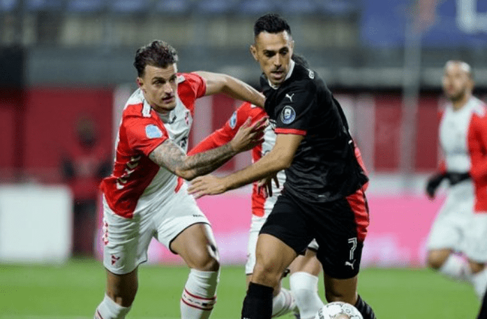 他们与比斯 他们与比斯