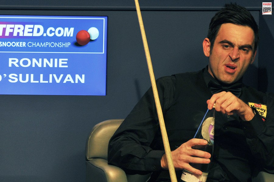 正摆在门迪 正摆在门迪