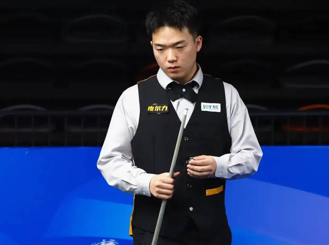 和机遇并存 和机遇并存