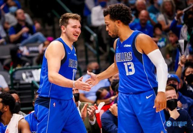 无数年轻球 无数年轻球