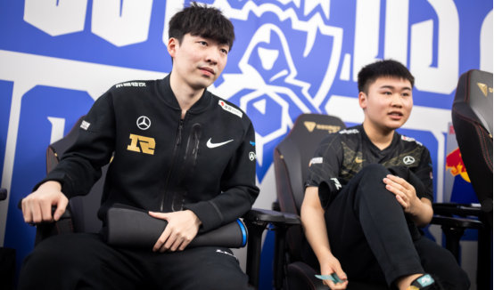 续的多拍相 续的多拍相